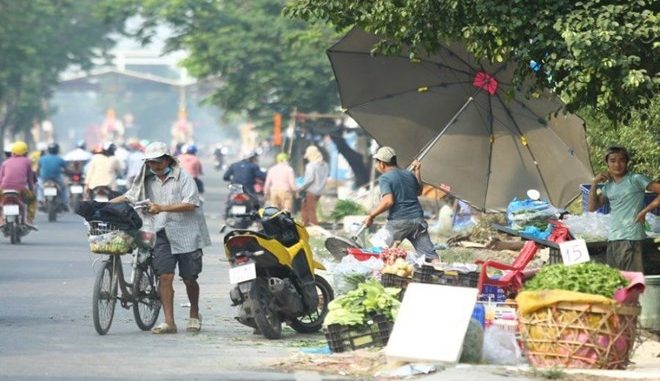 mất an toàn vệ sinh thực phẩm ở các chợ tạm