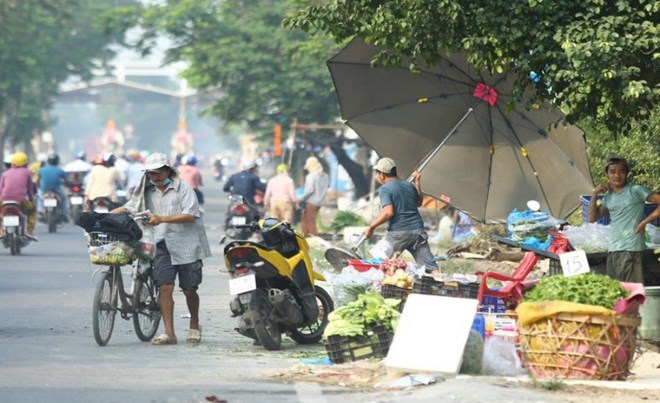 mất an toàn vệ sinh thực phẩm ở các chợ tạm