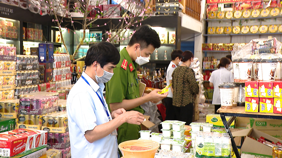 kiểm tra đột xuất về an toàn thực phẩm